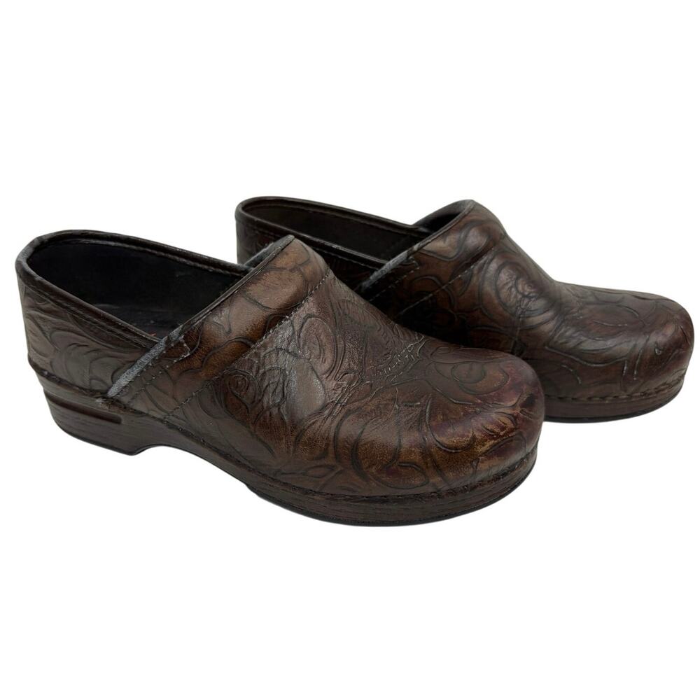 Dansko XP Clogs Womens 39 8.5 Brown Tooled Floral Leather Slip Resistant